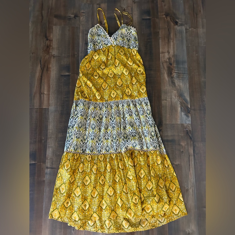 Zara maxi dress. Size extra small. Spaghetti strap with tie in the back